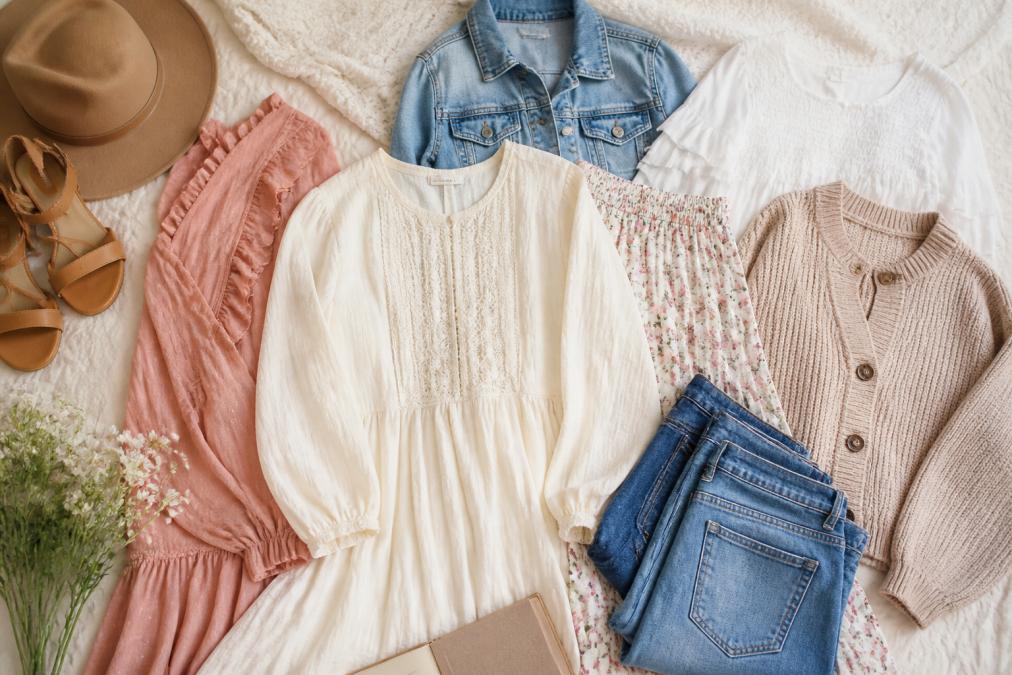 Feminine Christian Clothing for Women: 10 Best Picks